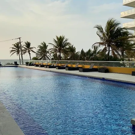 Lux Beachfront Apartment Cartagena